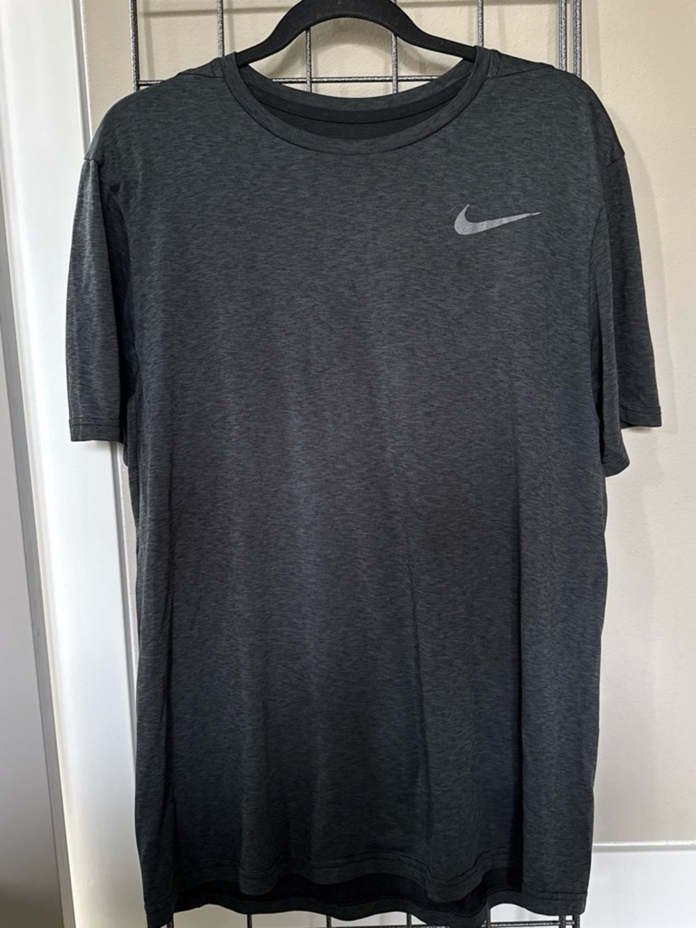 Nike Men's Charcoal Heather Short Sleeve Crew Tee